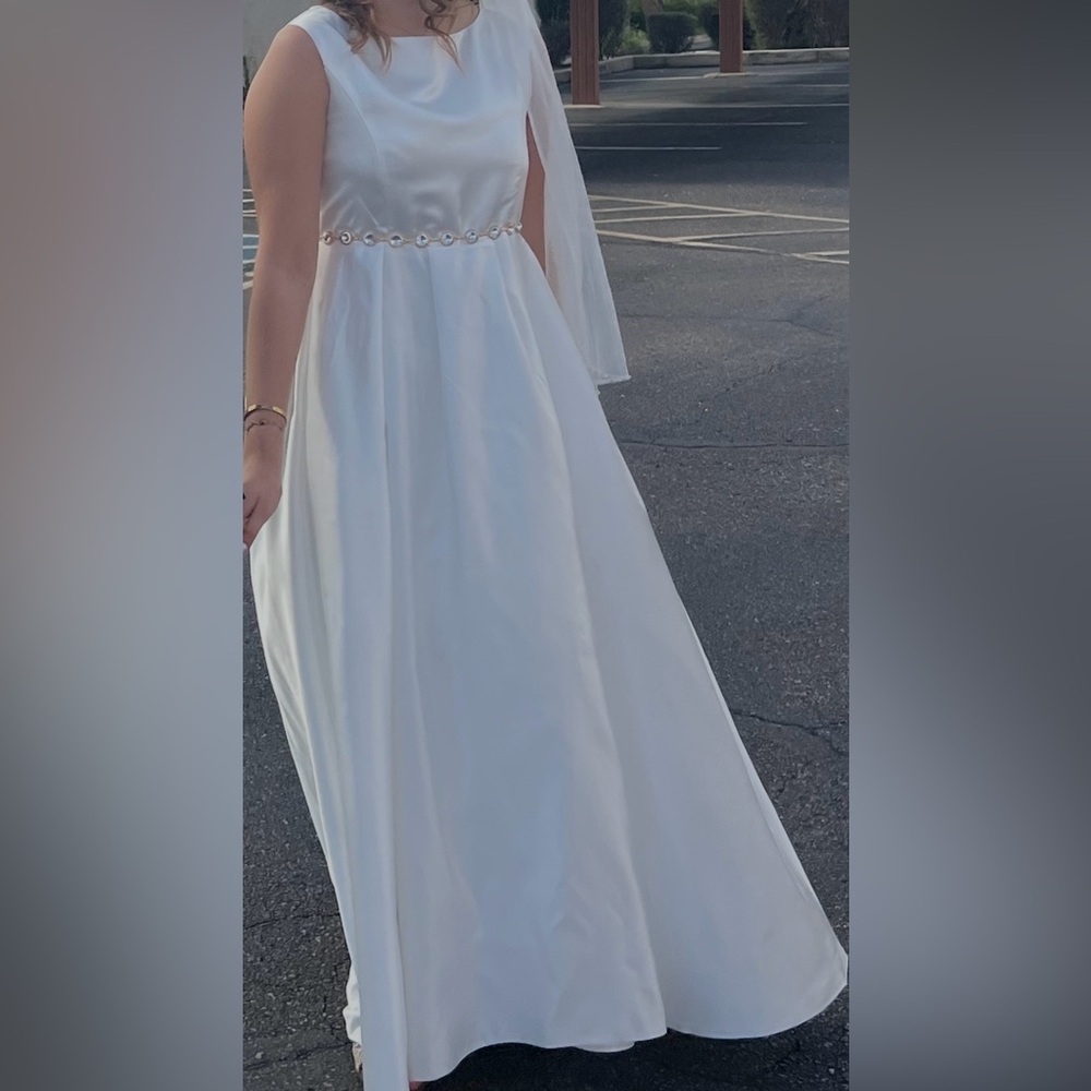 American Vintage White Wedding Gown